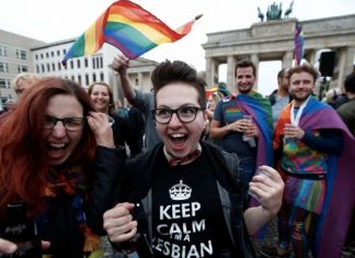 German parliament votes to legalise same-sex marriage