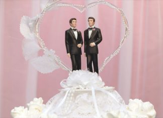 Oregon Court Upholds $135K Fine Against Christian Bakers Who Refused To Make Gay Wedding Cake